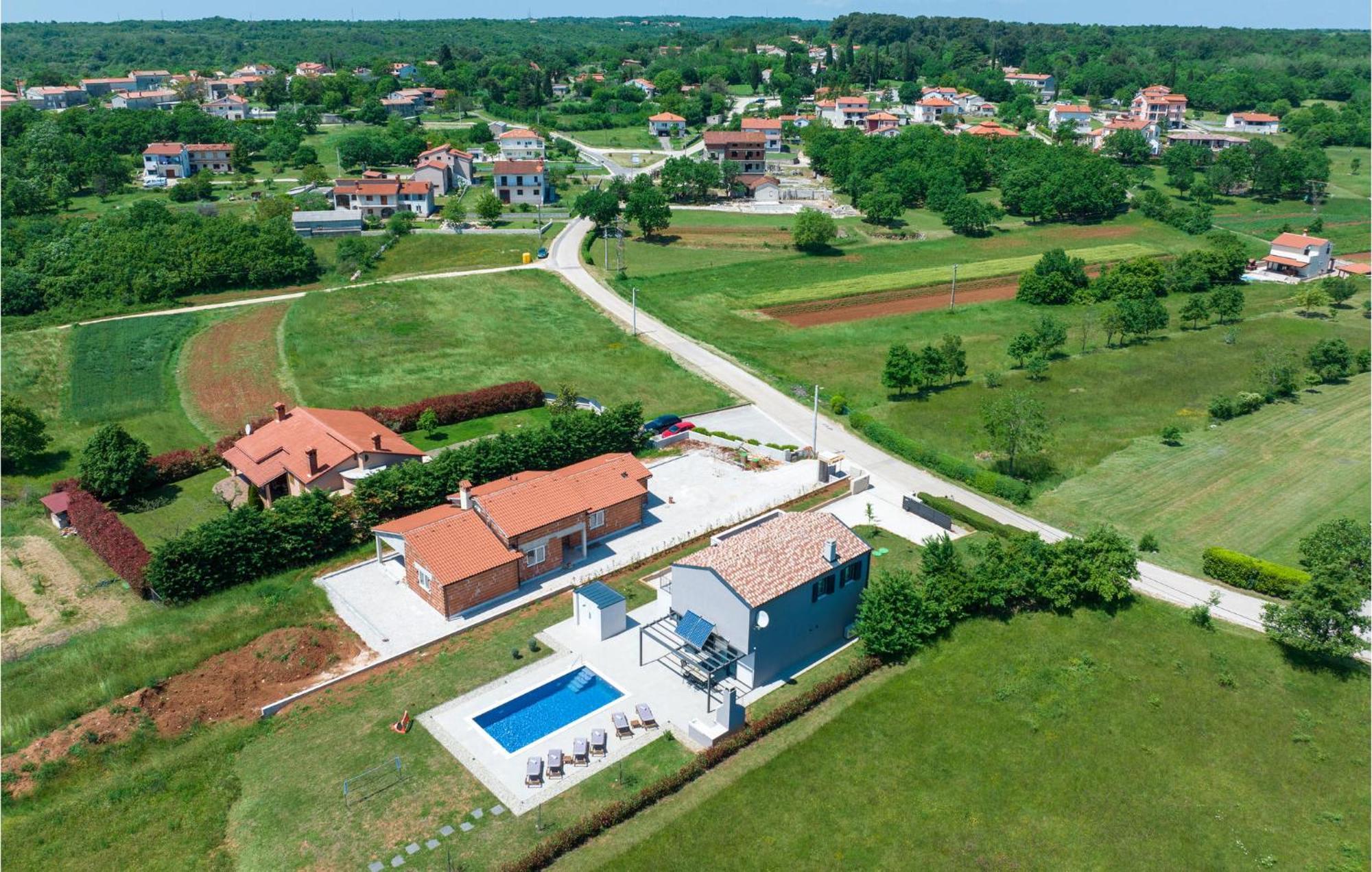 Stunning Home In Barban With Wifi Luaran gambar